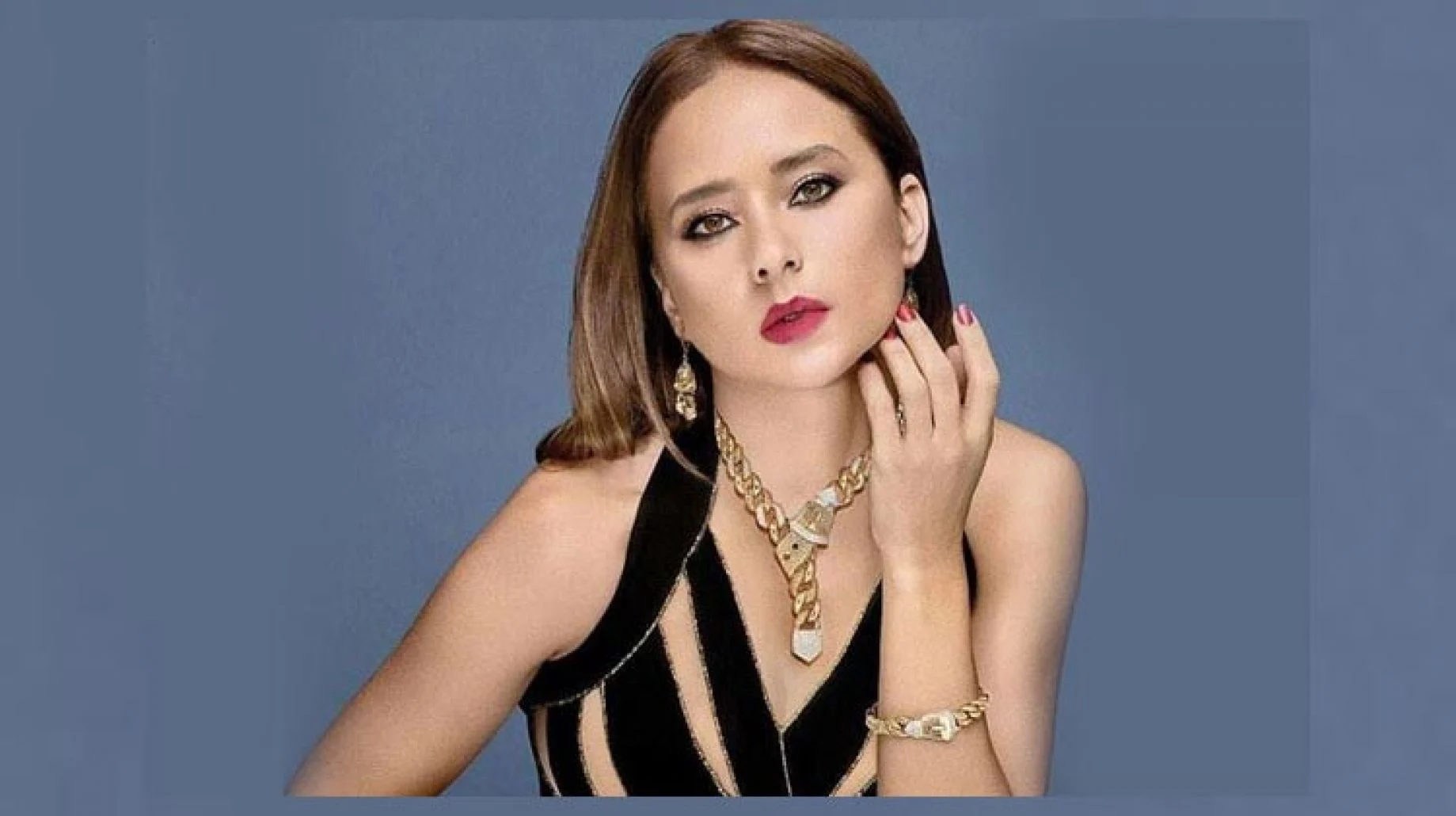 نيللي كريم تدخل لوكيشن “عملة نادرة” لرمضان 2023