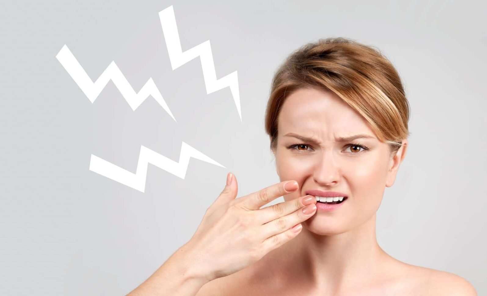 تجربتي مع لصقات كرست للاسنان الحساسة وطريقة استخدامها