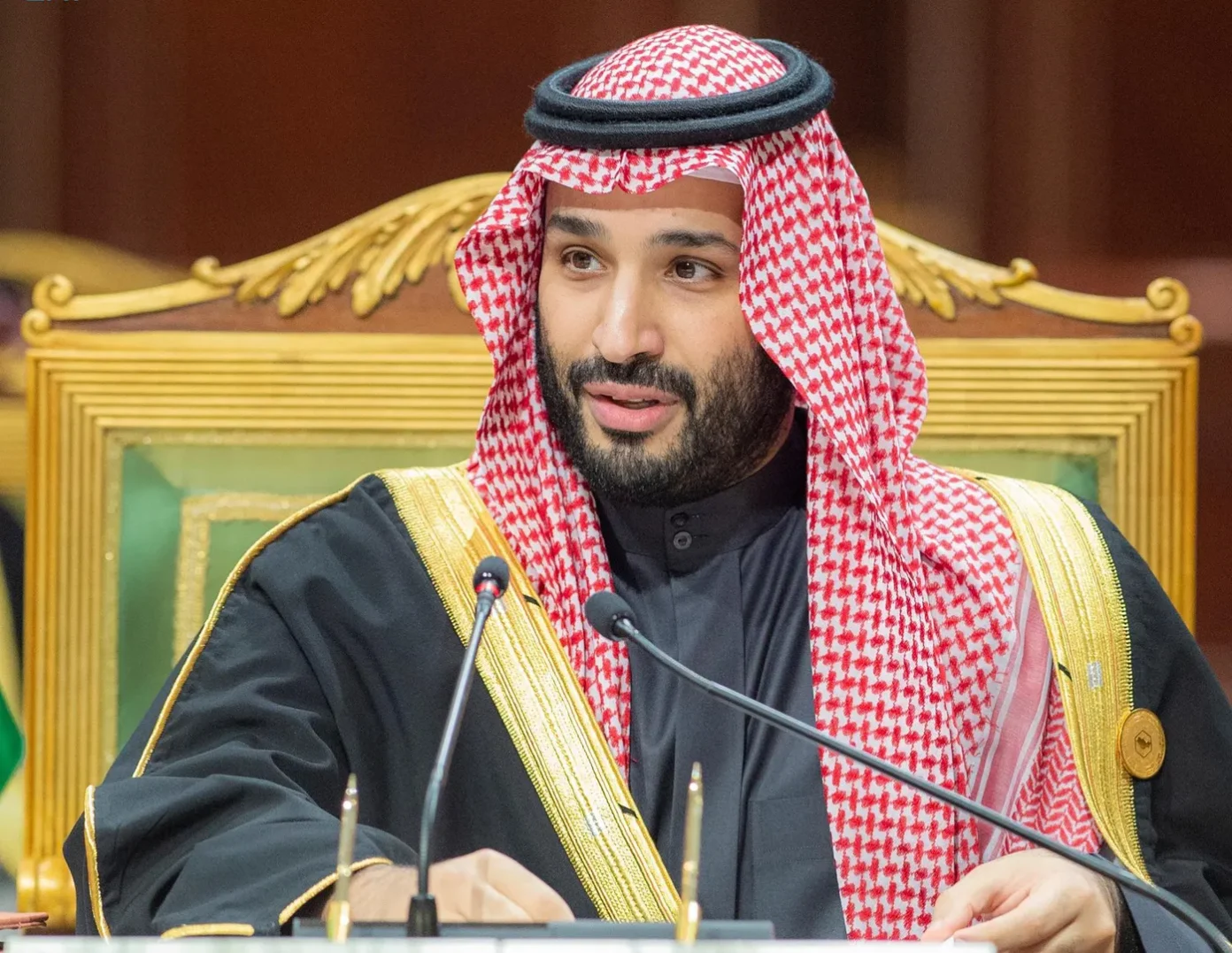كم عدد زوجات محمد بن سلمان الأمير السعودي