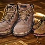 تفسير حلم سرقة الحذاء في المنام