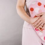 هل الدم المتجمد في الرحم يمنع الحمل