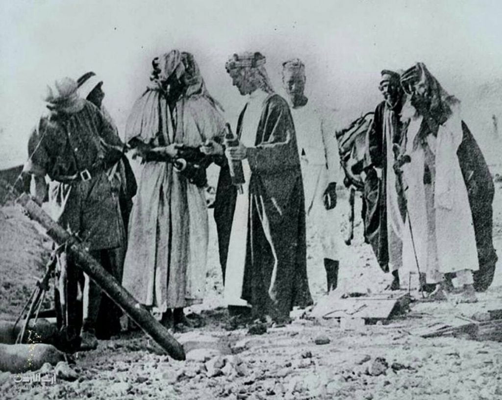 الخنفري وش يرجعون ، اصل الخنفري من وين