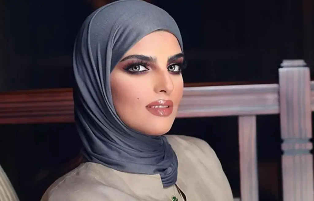 من هي سارة الودعاني ويكيبيديا