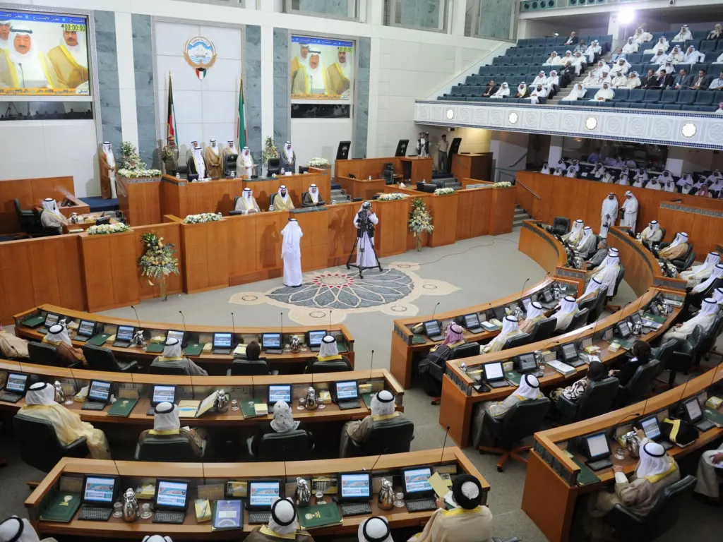 الحذيفي وش يرجع معلومات عن قبيلة الحذيفي