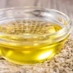تجربتي مع شرب زيت السمسم وأبرز فوائده قبل النوم