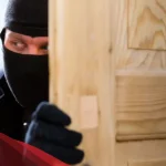 تفسير حلم السرقة في المنام لابن سيرين وكبار المفسرين