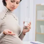 هل مثبت الحمل يمنع الاجهاض؟