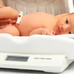وزن الجنين في الشهر الثامن 3 كيلو هل طبيعي