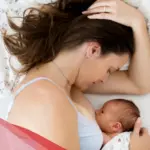 حلمت أنى أرضع طفل وأنا عزباء لابن سيرين وعلى ماذا يدل