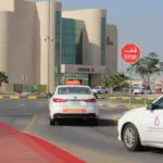 كيف اكون مدربة في مدرسة القيادة؟ كم رواتب مدربات مدرسة شرق؟