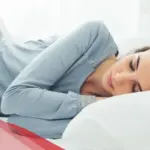 تفسير حلم خروج قطع بيضاء من الرحم لابن سيرين