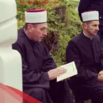 تفسير حلم عزاء في بيتنا بالمنام لابن سيرين