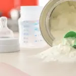 ايهما افضل حليب سيميلاك او بليميل بلس