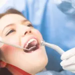 هل تخصص طب الاسنان صعب وما هي إيجابيات وسلبيات طب الأسنان؟