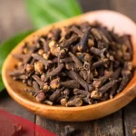 هل القرنفل يرفع الضغط وما هي اضراره على القلب