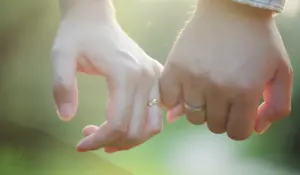تأثير يد المرأة بالنسبة للرجل