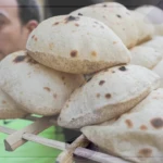 حتى يصل الدعم إلى المستحقين.. التموين تعتمد منظومة جديدة لصرف الخبز