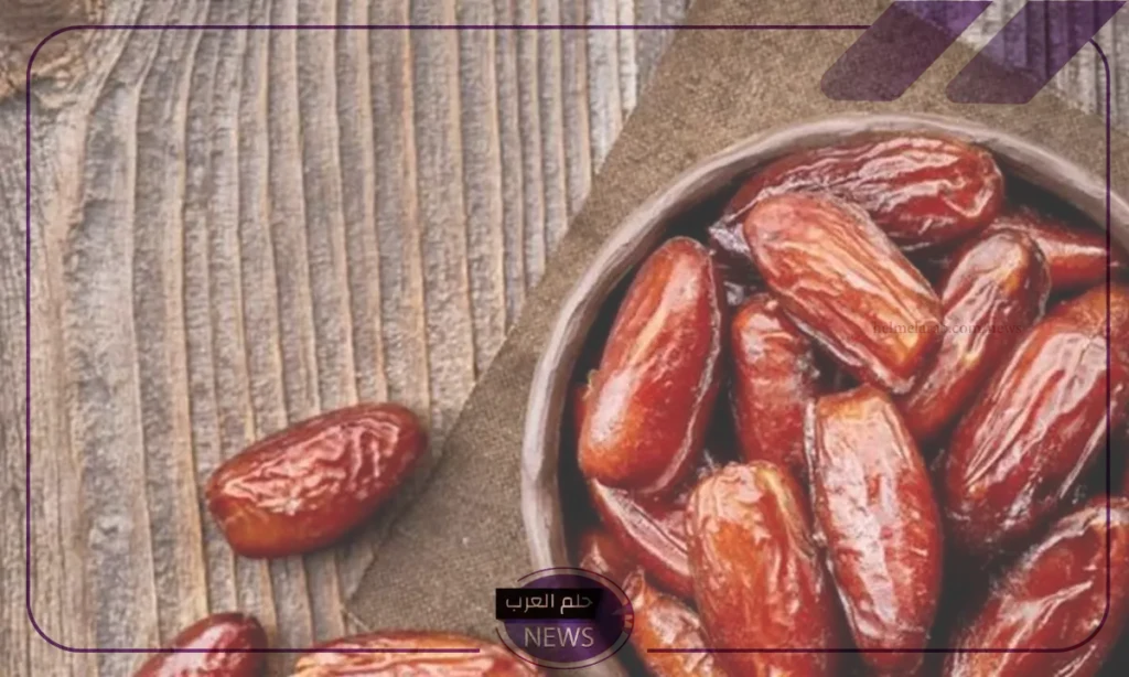 لا تتناولها.. تحذير هام من تناول التمور في تلك الفترة بسبب العفن لا تتناولها.. تحذير هام من تناول التمور في تلك الفترة بسبب العفن