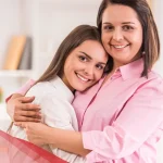 أجمل عبارات لبنتي قصيرة.. كلمات عن بنتي