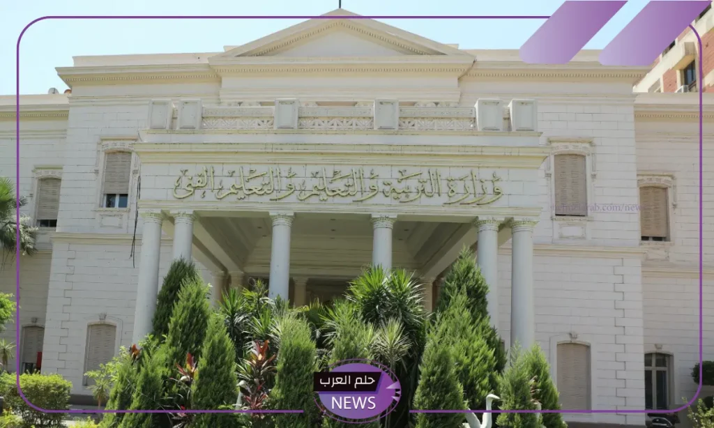 وزير التعليم.. توجيه جديد بإضافة معلمي الأول الإعدادي لحافز بغرض تطوير التعليم وزير التعليم.. توجيه جديد بإضافة معلمي الأول الإعدادي لحافز بغرض تطوير التعليم