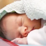 عبارات دعوة استقبال نفاس.. رسائل استقبال مولود